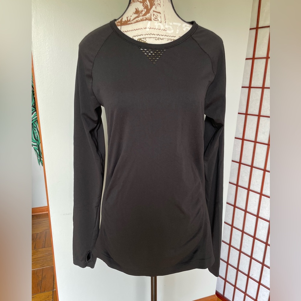 Old Navy Performance Top, Size S-M